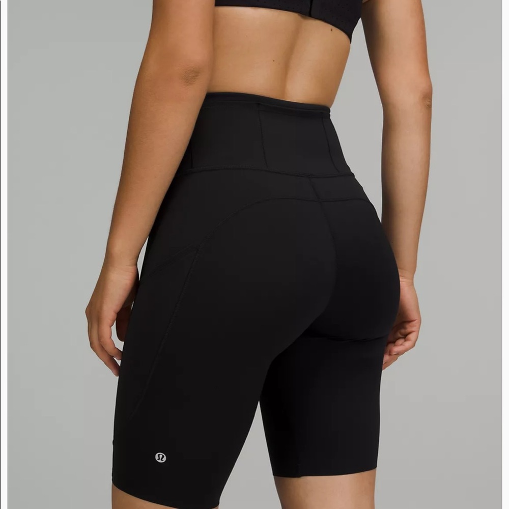 Lululemon Fast and Free High Rise Short 10” NWOT